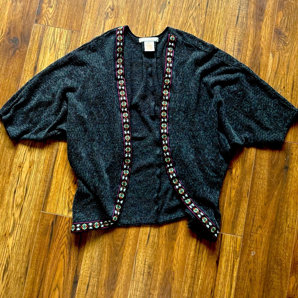 Women’s cardigan. Size M/L